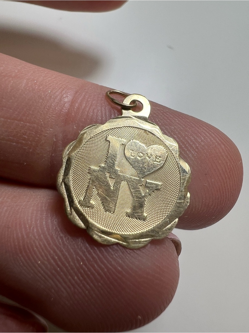 14k yellow gold I love New York Pendant - Picture 1 of 15